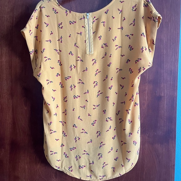 Pink Rose Top - Picture 3 of 3